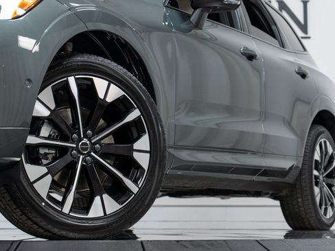 New 2026 Volvo XC60 B5 Plus w/ Climate Package AWD/4WD image 27