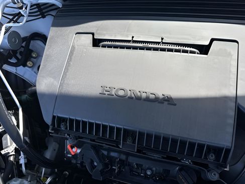 New 2025 Honda Pilot Touring image 26