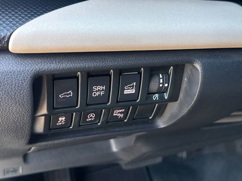 Certified 2023 Subaru Forester Limited AWD/4WD image 17