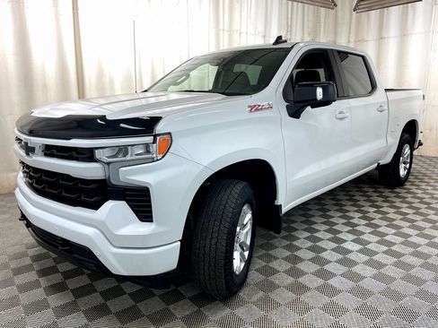 Used 2025 Chevrolet Silverado 1500 RST w/ Convenience Package II image 18