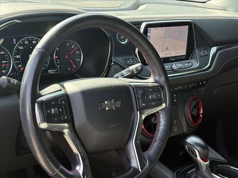 Used 2022 Chevrolet Blazer RS w/ Enhanced Convenience Package image 12