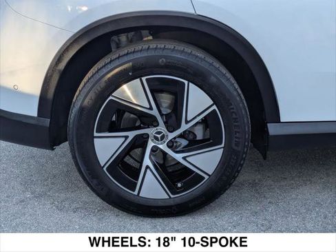 Used 2024 Mercedes-Benz GLC 300 SUV image 9