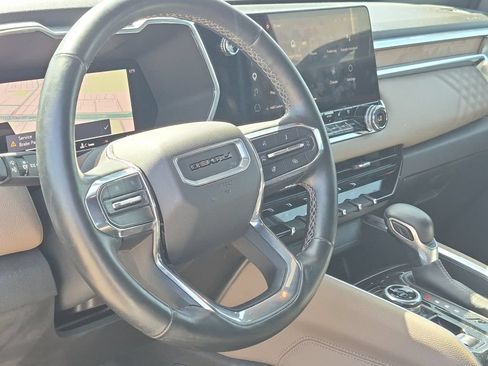 Used 2023 GMC Canyon Denali AWD/4WD image 10