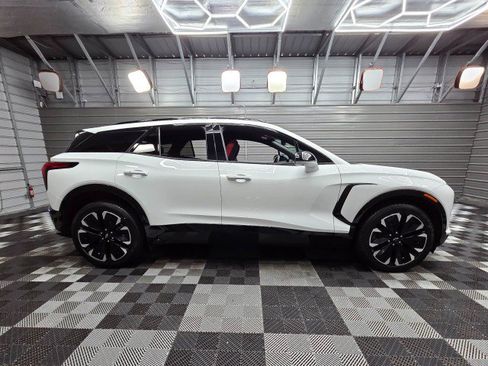 Used 2024 Chevrolet Blazer EV RS AWD/4WD image 10