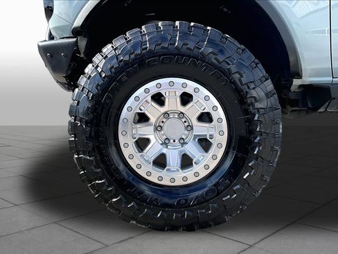Used 2022 Ford Bronco Wildtrak AWD/4WD image 13