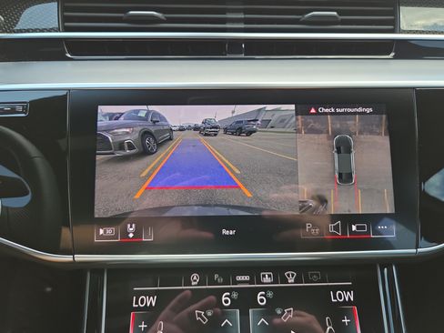 Used 2025 Audi S8 AWD/4WD image 15