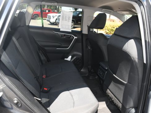 Certified 2024 Toyota RAV4 LE AWD/4WD image 17