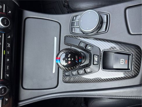 Used 2015 BMW M5 RWD image 21