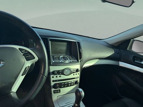 Used 2009 INFINITI G37 Journey image 8