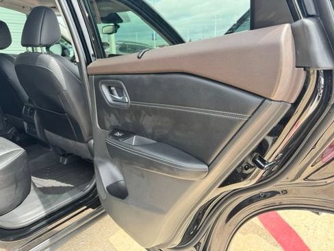Used 2023 Nissan Rogue SL w/ SL Premium Package AWD/4WD image 31
