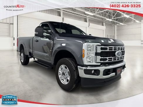 Used 2025 Ford F350 XLT w/ FX4 Off-Road Package image 8