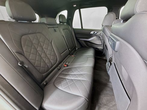 Used 2023 BMW X5 xDrive40i w/ M Sport Package image 27