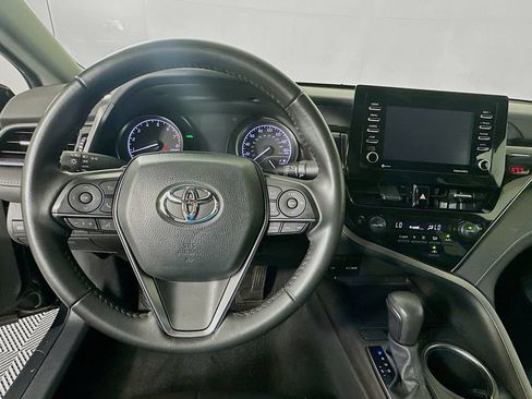 Used 2023 Toyota Camry SE w/ Convenience Package FWD image 11