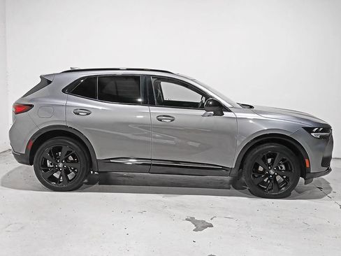Certified 2022 Buick Envision Essence w/ Sport Touring Package FWD image 7