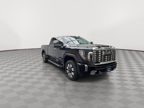 Certified 2025 GMC Sierra 2500 Denali w/ Denali Reserve Package AWD/4WD image 42