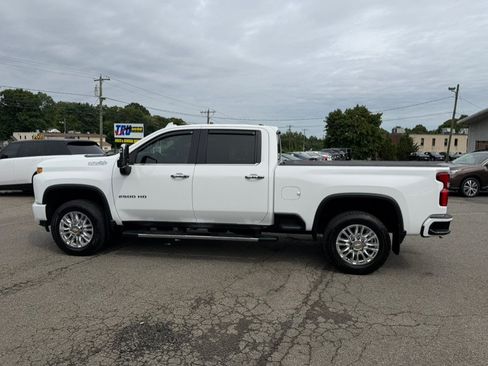 Used 2022 Chevrolet Silverado 2500 High Country AWD/4WD image 3