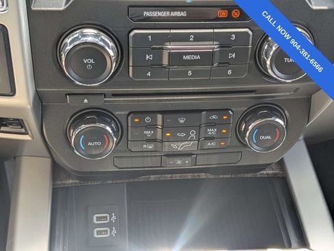 Used 2017 Ford F250 Lariat w/ Chrome Package RWD image 25