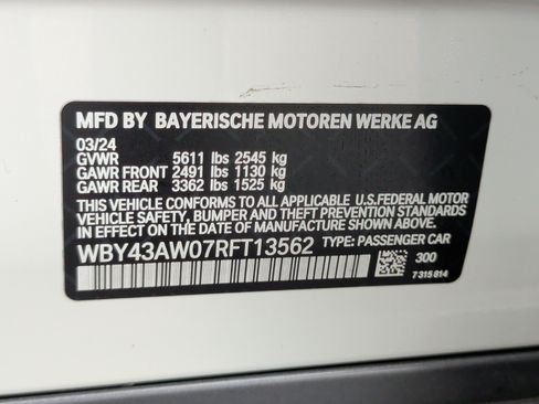 Used 2024 BMW i4 eDrive35 w/ Premium Package RWD image 38