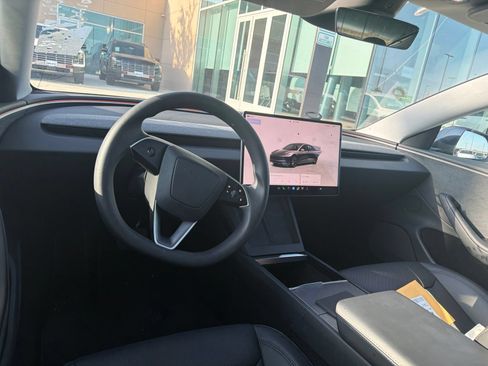 Used 2024 Tesla Model 3 Long Range AWD/4WD image 10