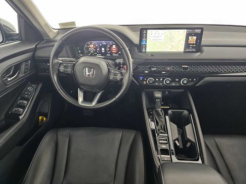 Used 2023 Honda Accord Touring image 18