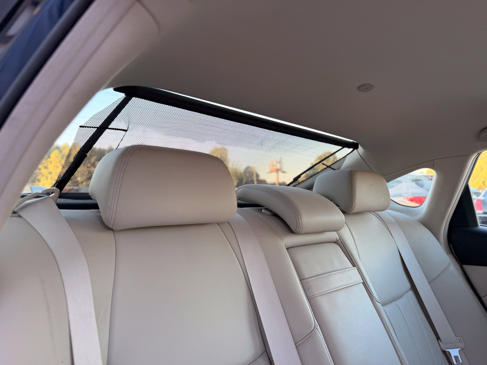 Used 2015 INFINITI Q70 L 3.7 w/ Deluxe Touring Package RWD image 25