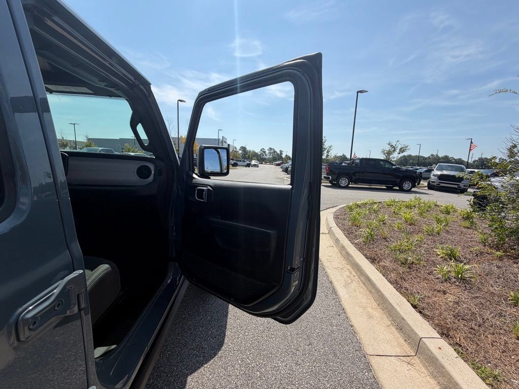 Certified 2024 Jeep Gladiator Sport AWD/4WD image 53