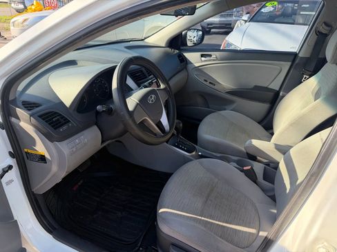 Used 2016 Hyundai Accent SE image 7