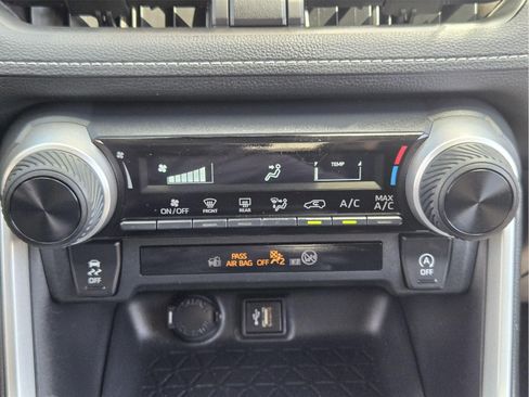 Used 2024 Toyota RAV4 LE FWD image 17