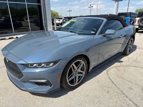 Used 2025 Ford Mustang Premium RWD image 42