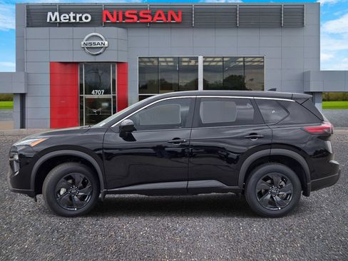 New 2026 Nissan Rogue SV FWD image 3