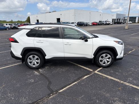 Used 2019 Toyota RAV4 LE w/ All Weather Liner Package AWD/4WD image 7