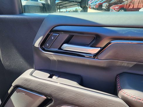 New 2026 GMC Sierra 2500 AT4X AWD/4WD image 43