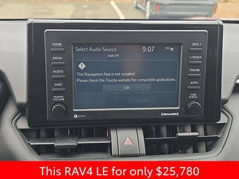 Used 2022 Toyota RAV4 LE image 28