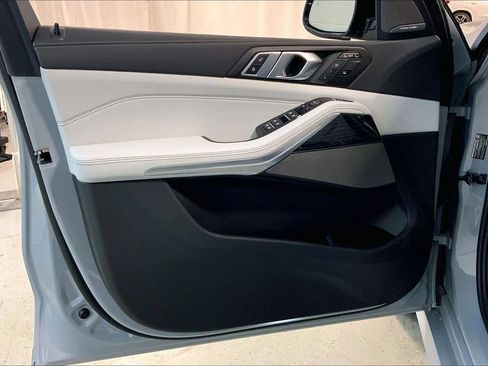 New 2026 BMW X7 xDrive40i w/ M Sport Package image 10