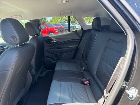 New 2026 Chevrolet Trax LT w/ LT Convenience Package FWD image 20
