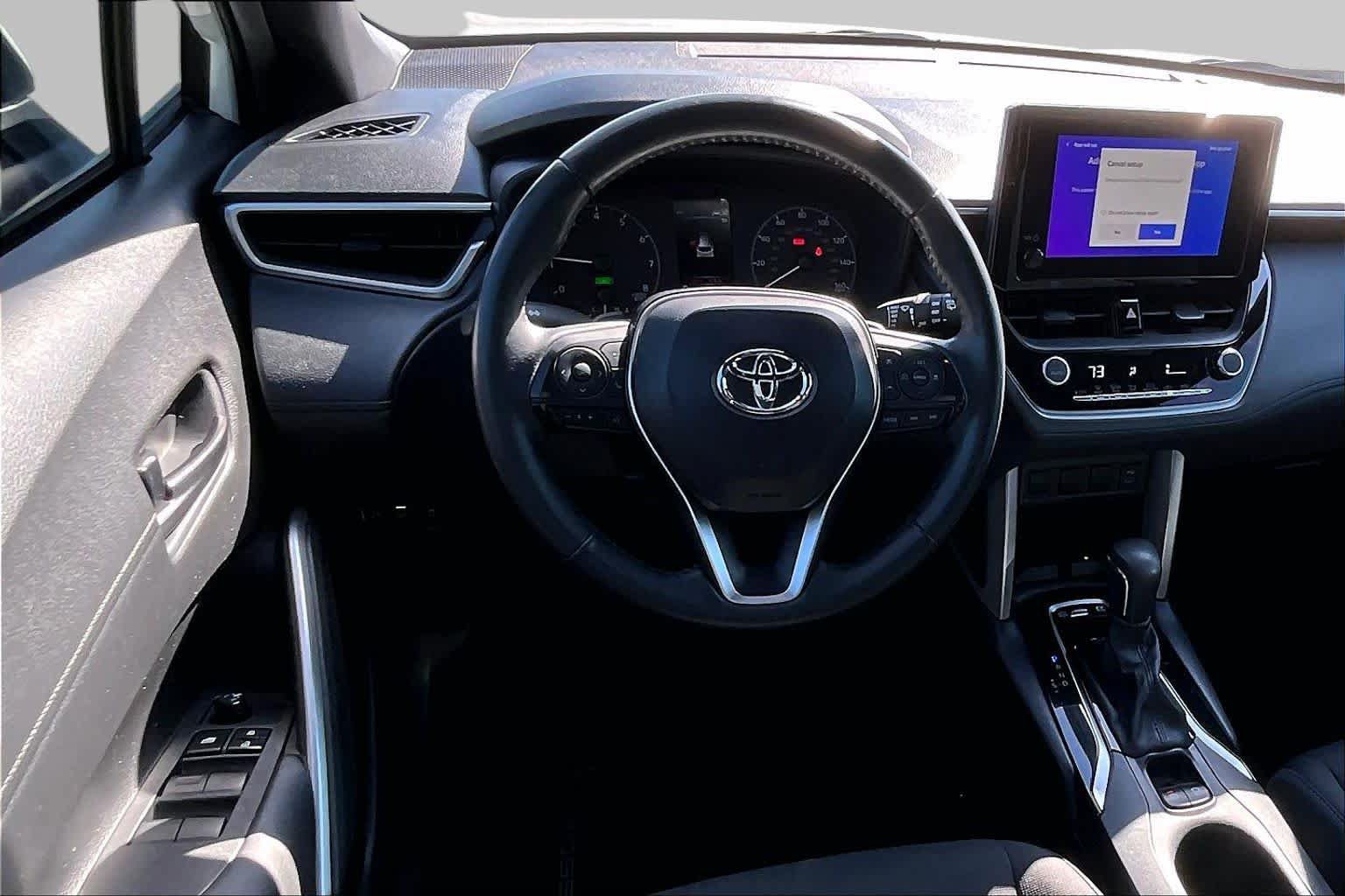 Used 2024 Toyota Corolla Cross AWD Hybrid image 5