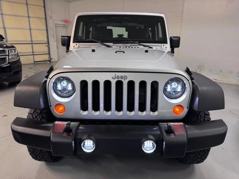 Used 2012 Jeep Wrangler Sport AWD/4WD image 8