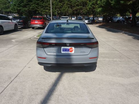 Used 2023 Honda Accord Sport image 19