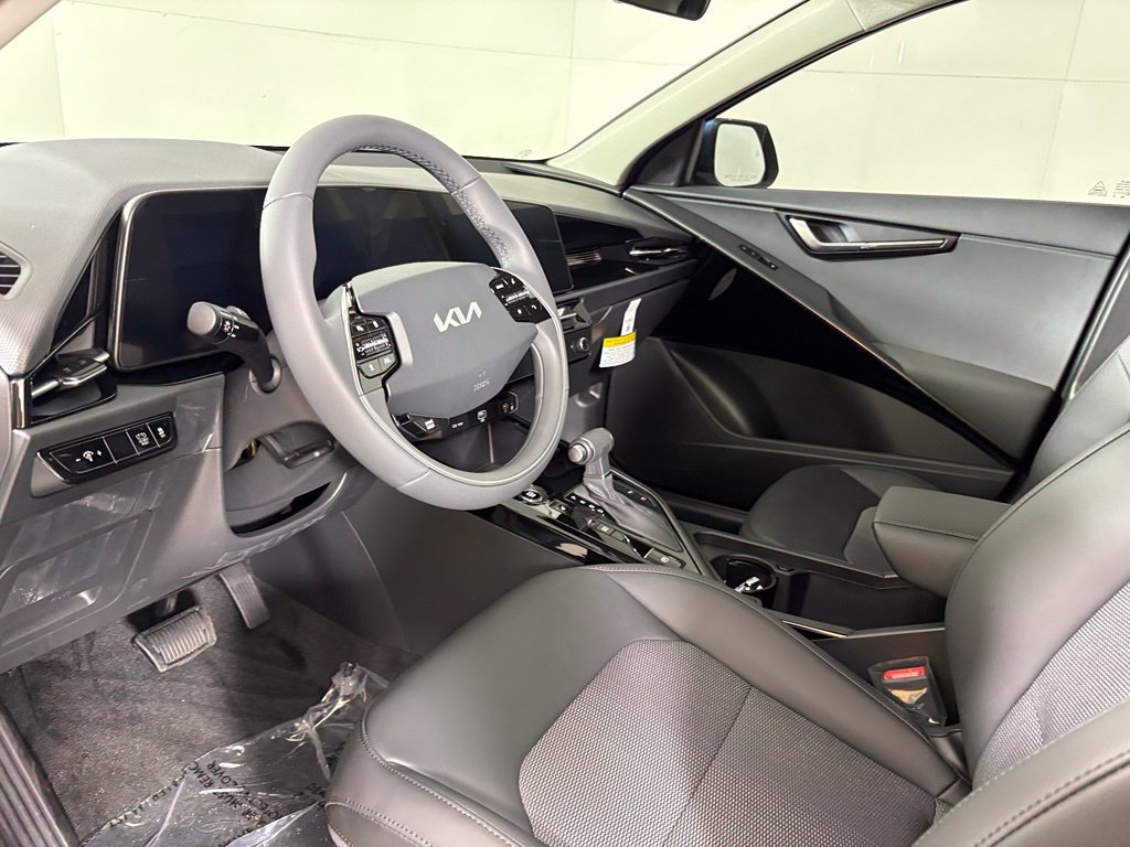 New 2026 Kia Niro EX FWD image 22