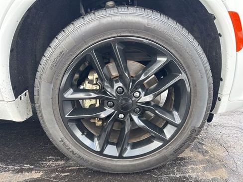 Used 2022 Dodge Durango GT image 34