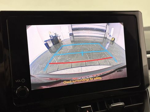 Used 2023 Toyota Corolla SE image 16