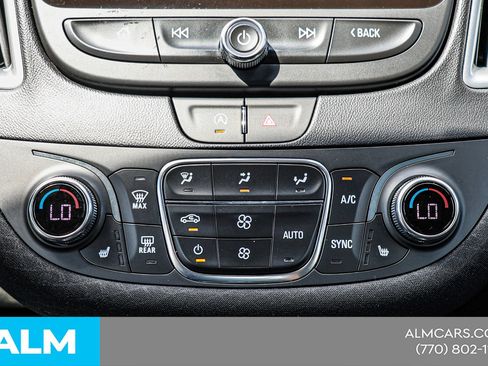 Used 2024 Chevrolet Malibu LT FWD image 31