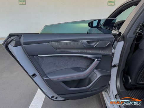 Used 2022 Audi RS 7 Sportback w/ Black Optic Package AWD/4WD image 31
