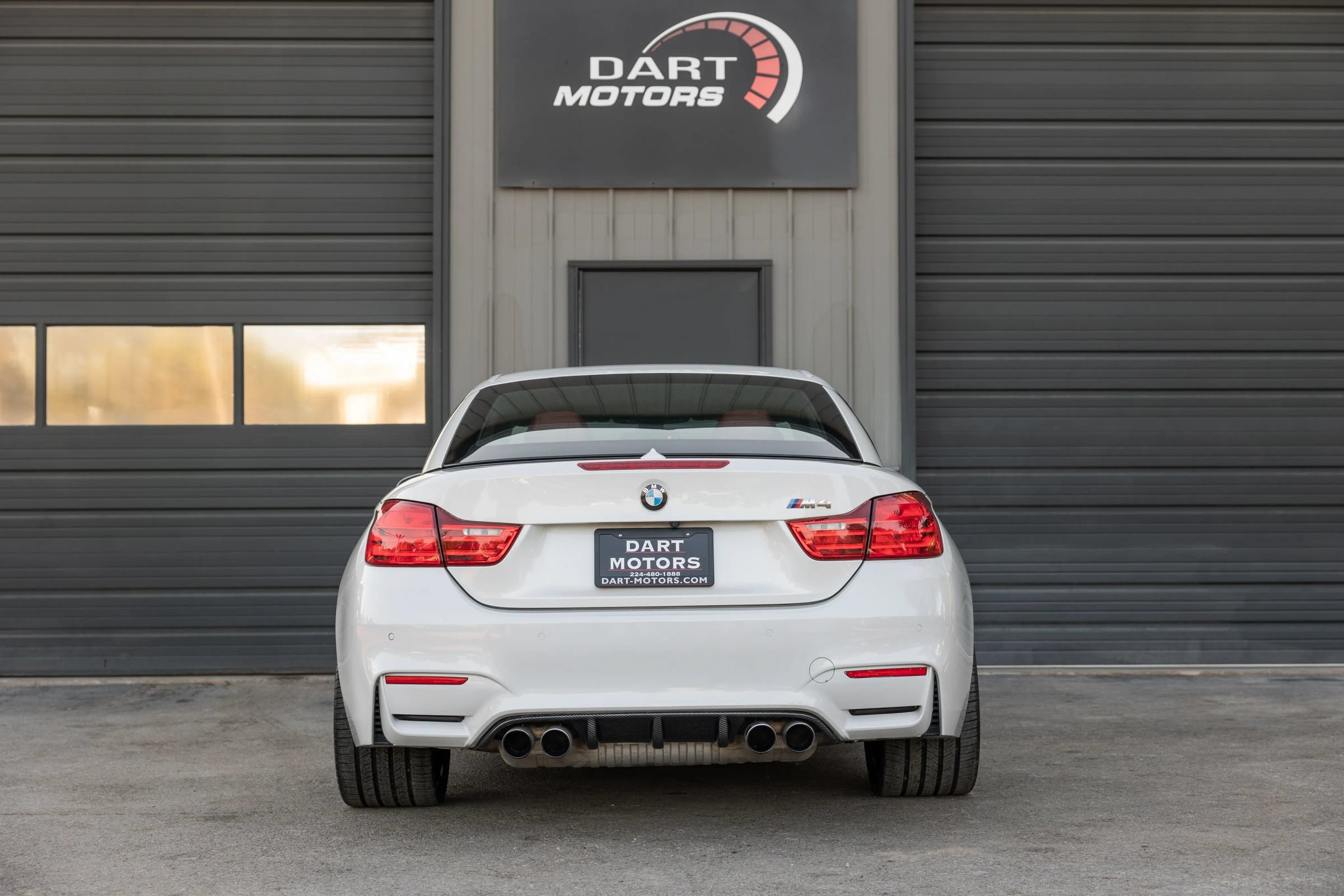 Used 2015 BMW M4 Convertible w/ Executive Package RWD image 6