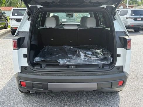 New 2026 Jeep Cherokee Overland AWD/4WD image 6