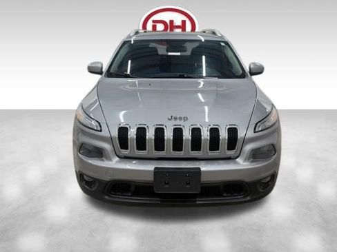 Used 2014 Jeep Cherokee Latitude AWD/4WD image 7