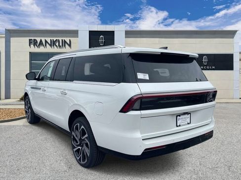 New 2026 Lincoln Navigator L Reserve AWD/4WD image 5