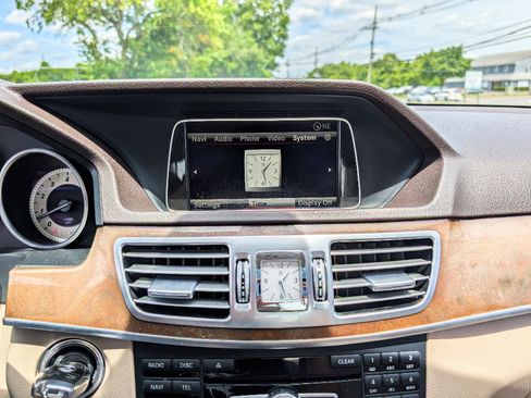 Used 2015 Mercedes-Benz E 350 4MATIC Sedan w/ Premium 1 Package image 25