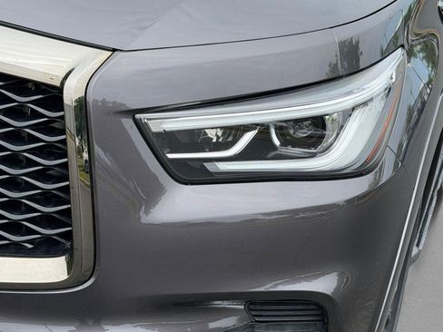 Used 2024 INFINITI QX80 Sensory AWD/4WD image 11