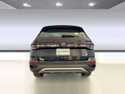New 2026 Volkswagen Taos S image 10